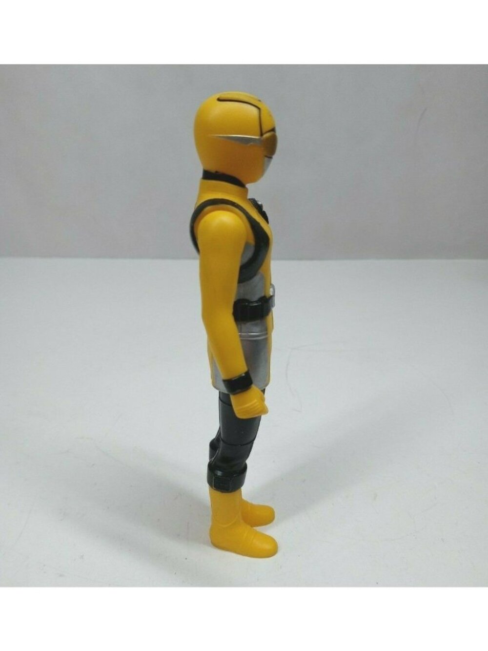 Bandai Power Rangers Lightning Collection Beast Morphers Yellow Ranger 6.5" - Picture 2 of 6